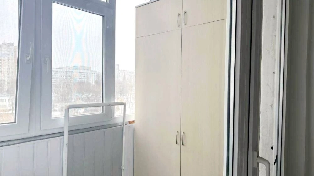 Продаж 4 кімнатної квартири. Газ. Метро Перемога. Торг. Серт