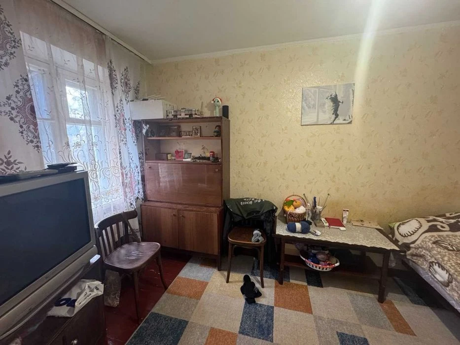 Продаю 3 комнатную квартиру на Рассвете и1
