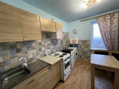 Продаю двухкомнатную квартиру на Пр.Мира и1
