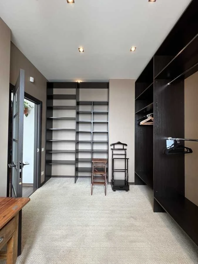 Sale of 2-room apartment 172 m², Lomonosova St., 50/2