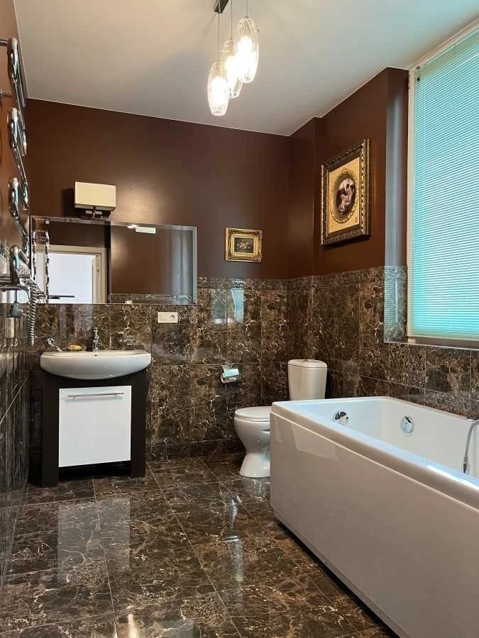 Sale of 2-room apartment 172 m², Lomonosova St., 50/2