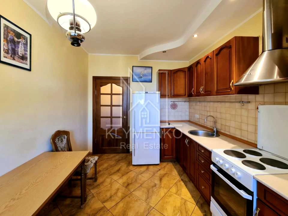Квартира. Київ, Юрія Шумського вул.