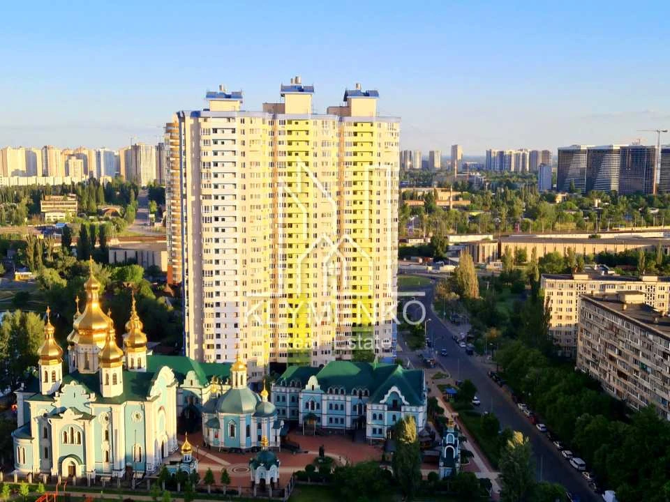 Квартира. Київ, Юрія Шумського вул.