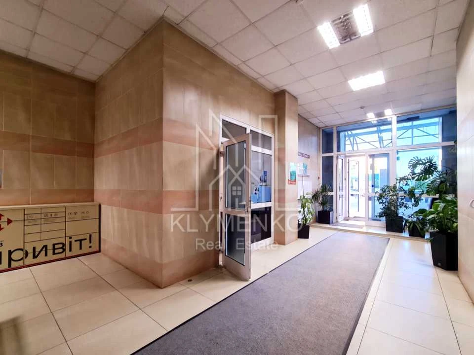 Квартира. Київ, Юрія Шумського вул.