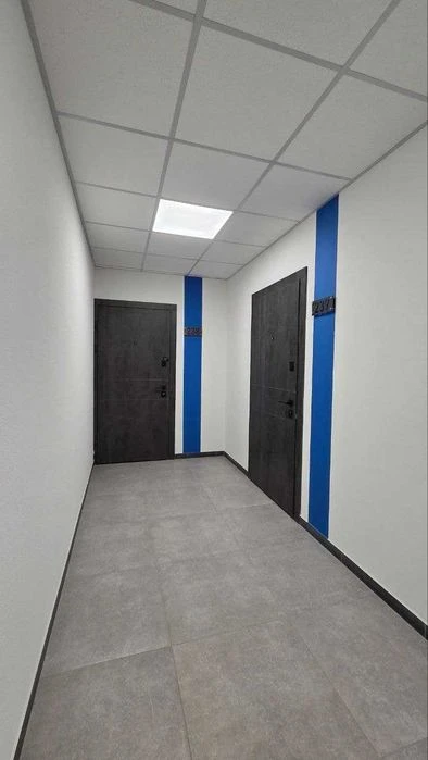 Без комісії. Продаж 2 к. квартири 42 м2, 8 поверх,  жк BARVY