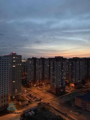 ЗАЇЖДЖАЙ І ЖИВИ ! Стильна видова 1-к квартира на вул. Софії