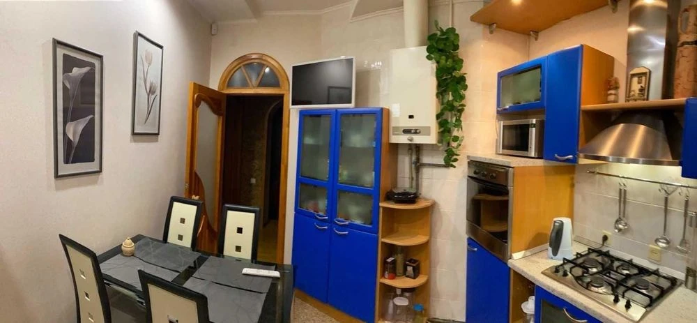 Продаж 4-к квартири в історичному центрі міста.