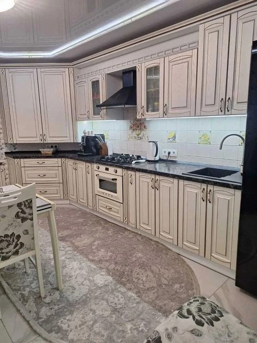 Продам 1-к квартиру з ремонтом в новобудові