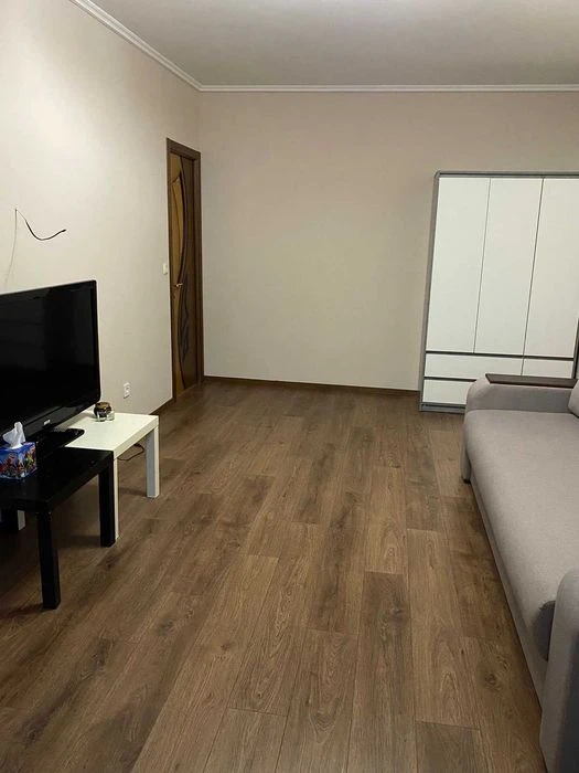 В Харкові продам 1 кімнатну  квартиру з ремонтом