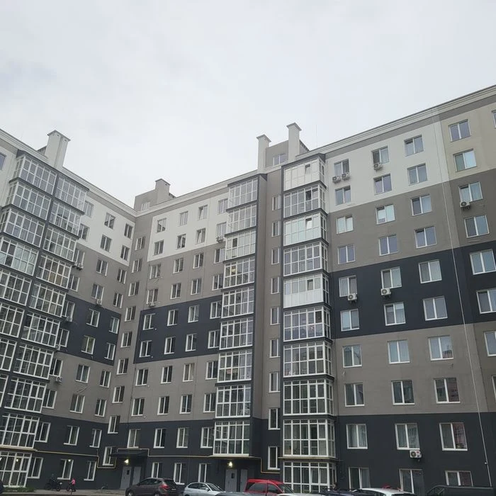 Продається двокімнатна квартира  в ЖК "Авіатор"