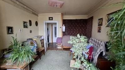 Продаж 3 кімнатної Художня