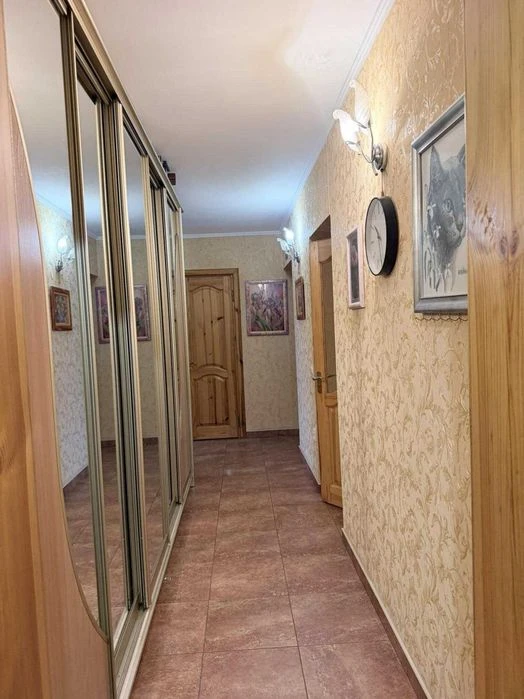 Продаж 2 кімнатної квартири, вулиця Низинна, місто Львів