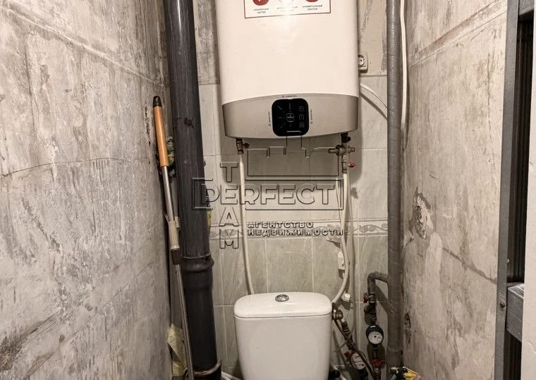 Продаж 3к квартири Радунська 42/10 / Радунская 42/10