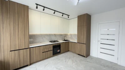 Продаж 3-х кімнатної квартири з ремонтом