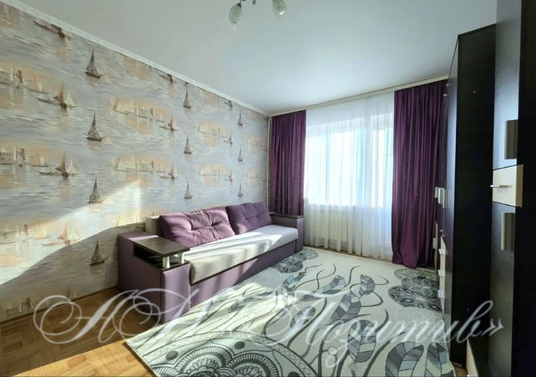Продаж 1 кмн квартири з ремонтом по вул.І.Сірка