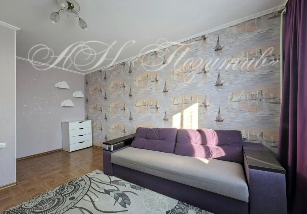 Продаж 1 кмн квартири з ремонтом по вул.І.Сірка