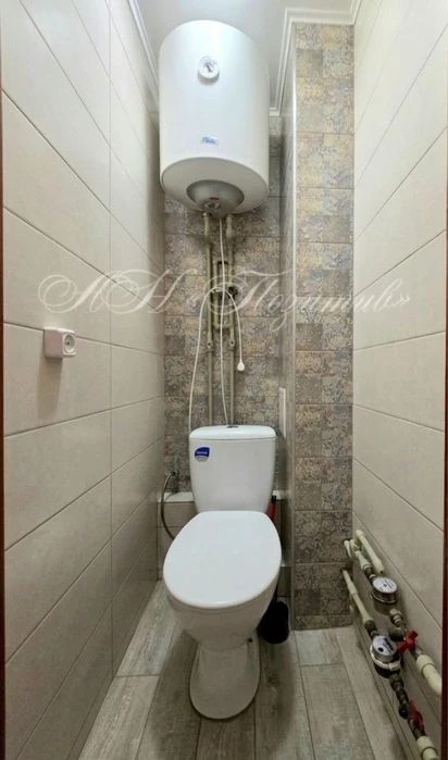 Продаж 1 кмн квартири з ремонтом по вул.І.Сірка