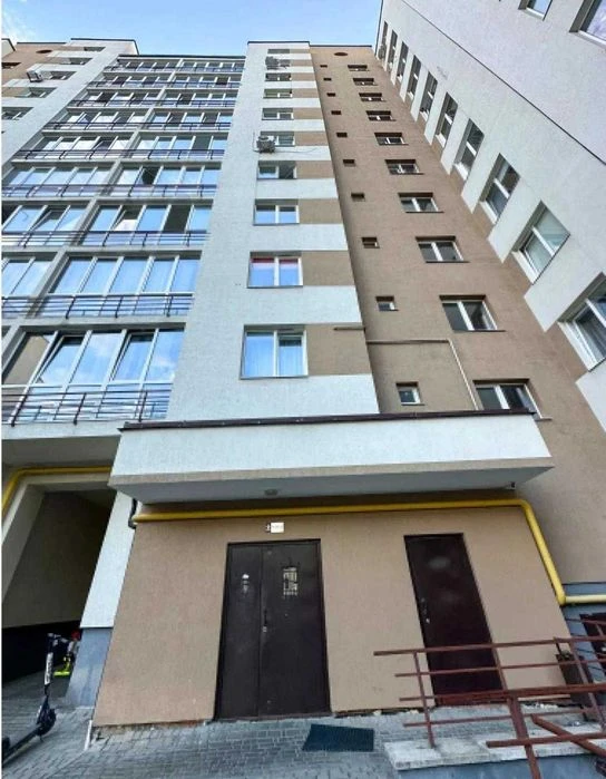Продаж 3 кімнатної квартира по вулиці Малоголосківська, Льві