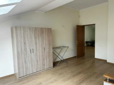 Продається 4 кімнатна квартира по вулиці Чехова (Д Яреми), м