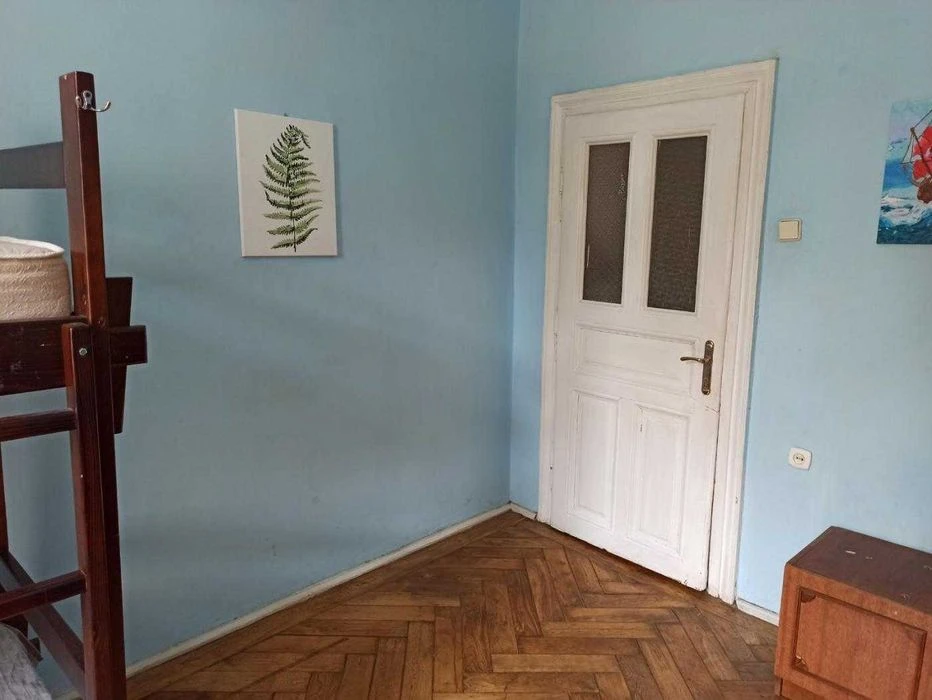 Продається 4 кімнатна квартира по вулиці Чехова (Д Яреми), м