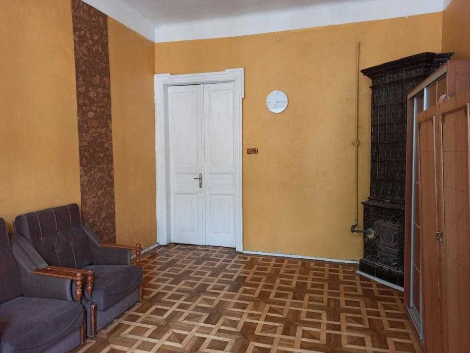 Продається 4 кімнатна квартира по вулиці Чехова (Д Яреми), м