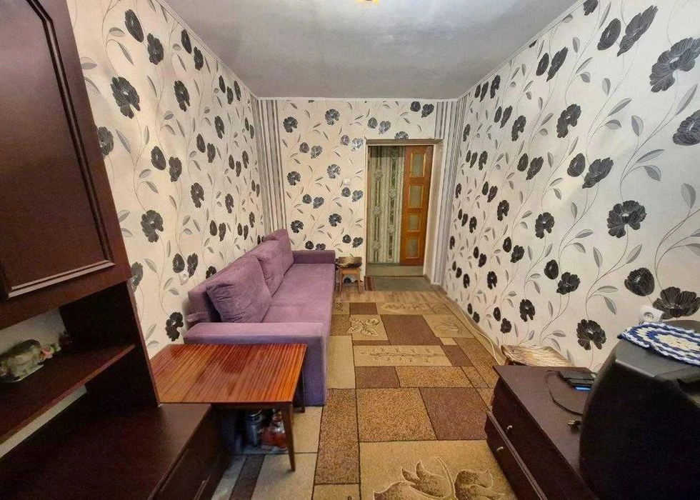 Продам 2-кім квартиру на Черемушках — вул. Варненська(335-67