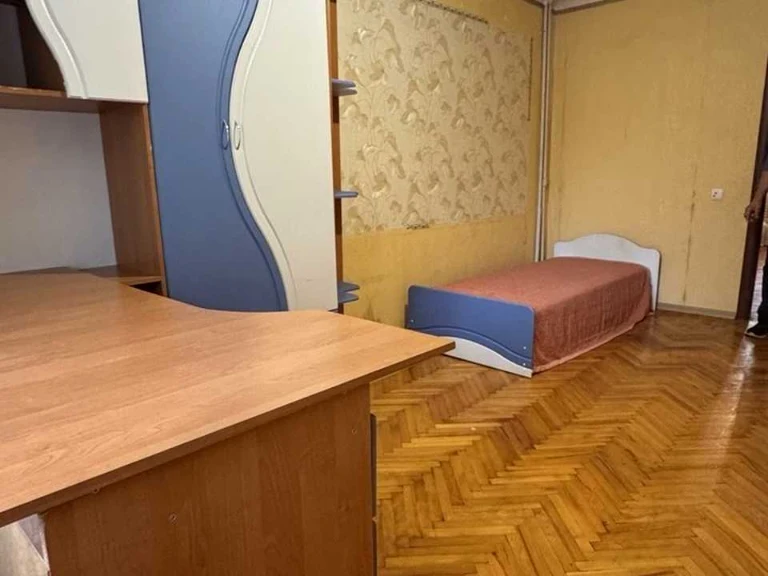 Apartment. Kharkiv, 23 Serpnya St.