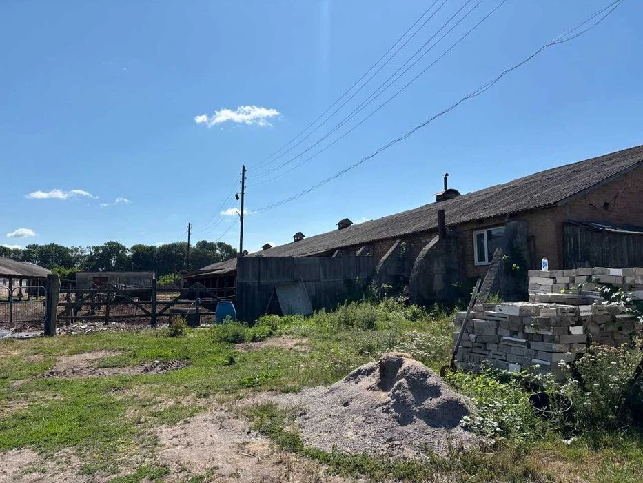 Продаж фермерського господарства на 14 га земельна ділянка
