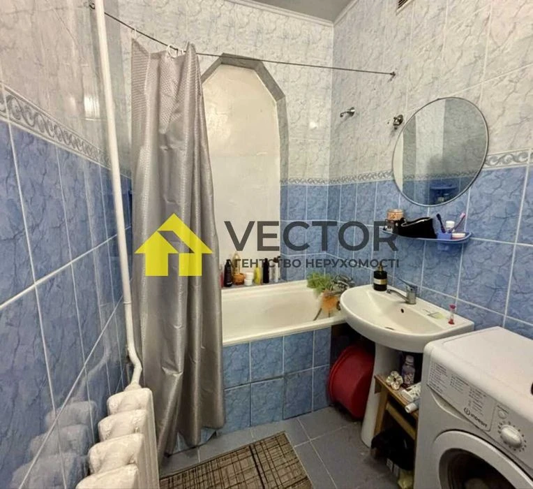 Продаж 3кім квартири в цегляному будинку