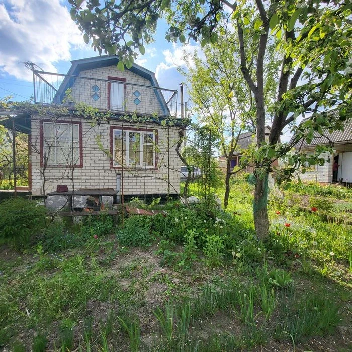 Продається дача під житло