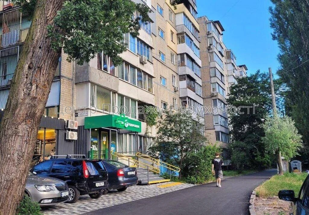Продаж 3-кімн. квартири, 5/9 поверх, 72 м², Київ, чудове роз