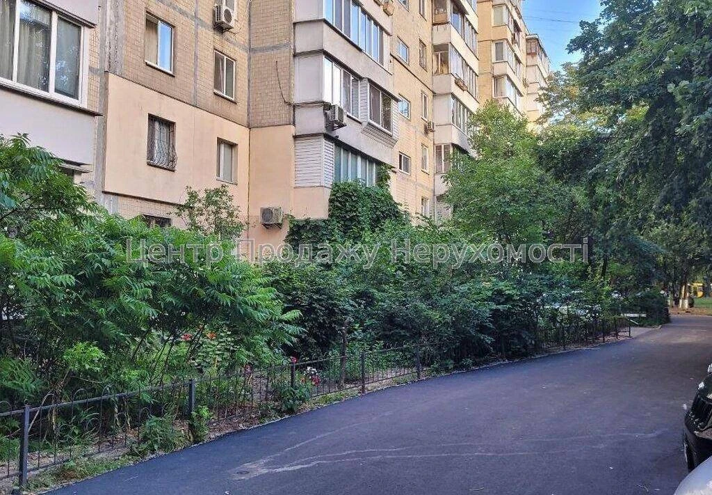Продаж 3-кімн. квартири, 5/9 поверх, 72 м², Київ, чудове роз