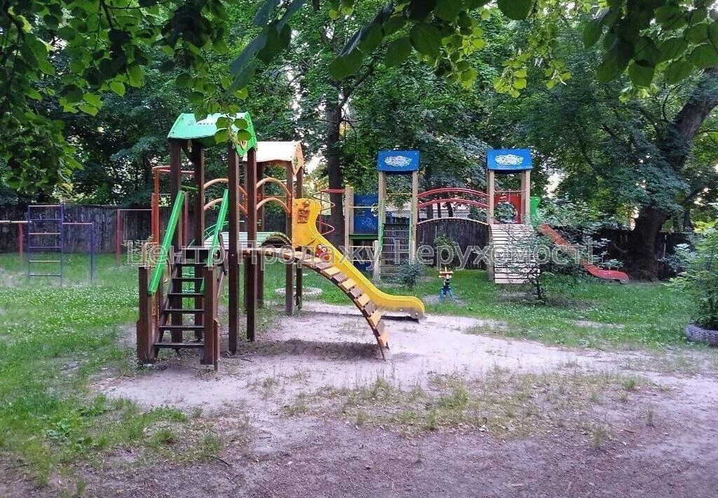Продаж 3-кімн. квартири, 5/9 поверх, 72 м², Київ, чудове роз