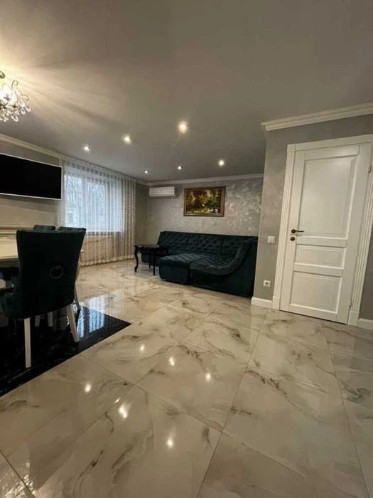 3к.квартира, Центр, стадіон Ворскла, новобудова, 90м2, 2/9