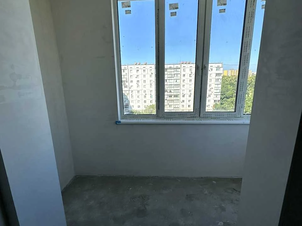 Квартира. Черкаси, Перемоги просп. (30-річчя Перемоги)
