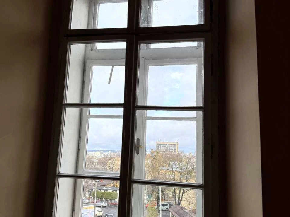 Квартира. Львів, Свободи просп. ()
