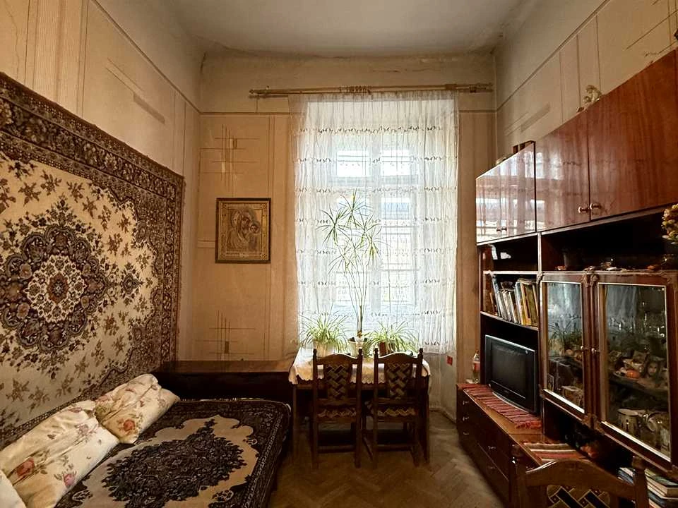 Квартира. Львів, Свободи просп. ()