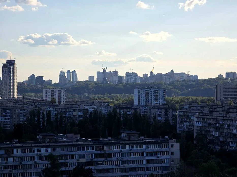 З терасою! Новий дизайнерський ремонт! 5к квартира - 133м²!