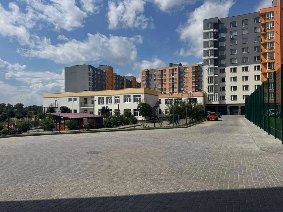 Продаж 1-кімнатної чорнової квартири, ЖК Сімейний комфорт