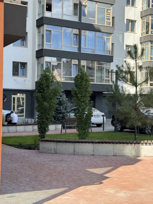 2 кім квартира напроти парку Шевченка