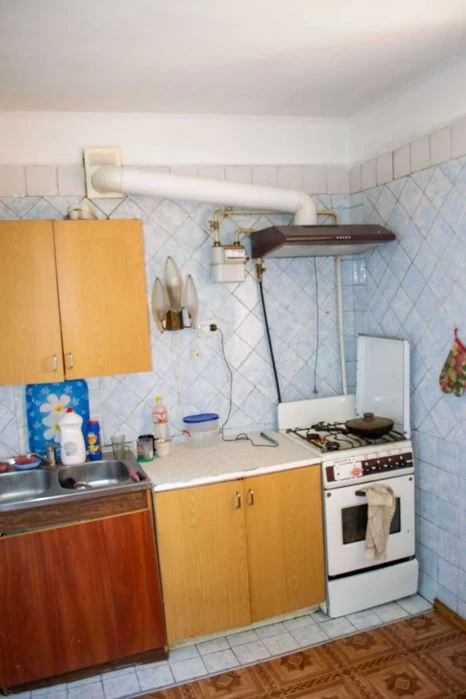 Продаж 4 кім квартири Розділ кім Житловий стан мікр-н Левада