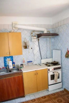 Продаж 4 кім квартири Розділ кім Житловий стан мікр-н Левада