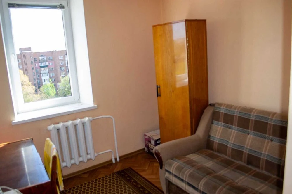 Продаж 4 кім квартири Розділ кім Житловий стан мікр-н Левада