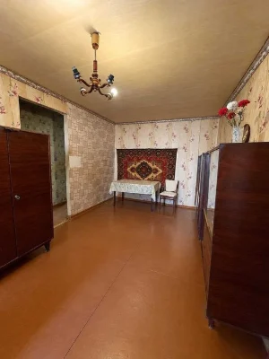10m 2 комнатная квартира метро Тракторный завод рынок ХТЗ Ин