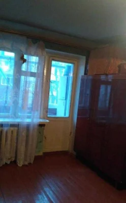 Продам 2-к.квартиру возле метро Индустриальная