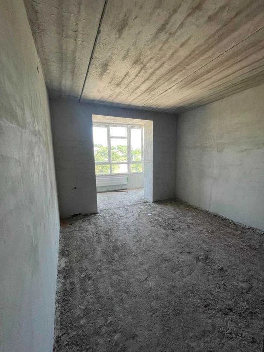 45200   Продаж 1  - квартири Рауш, Виставка