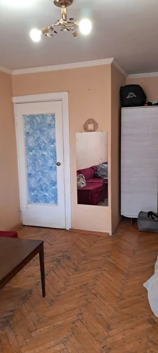 Продаж 1 кім квартири, Франківський район по вул Володимира