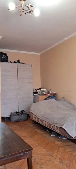 Продаж 1 кім квартири, Франківський район по вул Володимира