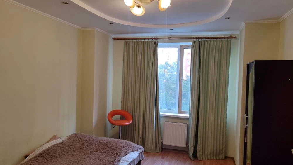 Продам в Одессе 1но Срочно