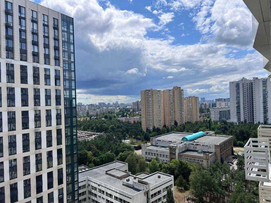 Продаж 1-кімнатної квартири 53 м² у ЖК «Новий Автограф» біля